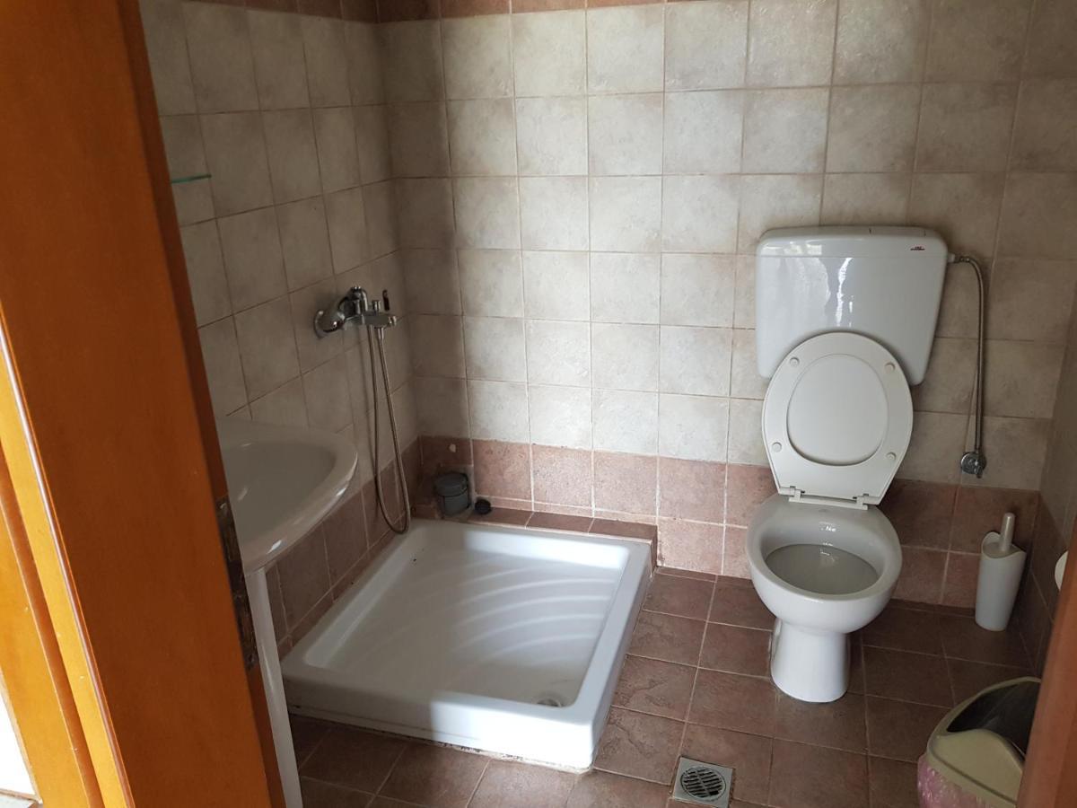 Villa Giannis Apartments Nea Vrasna Bagian luar foto