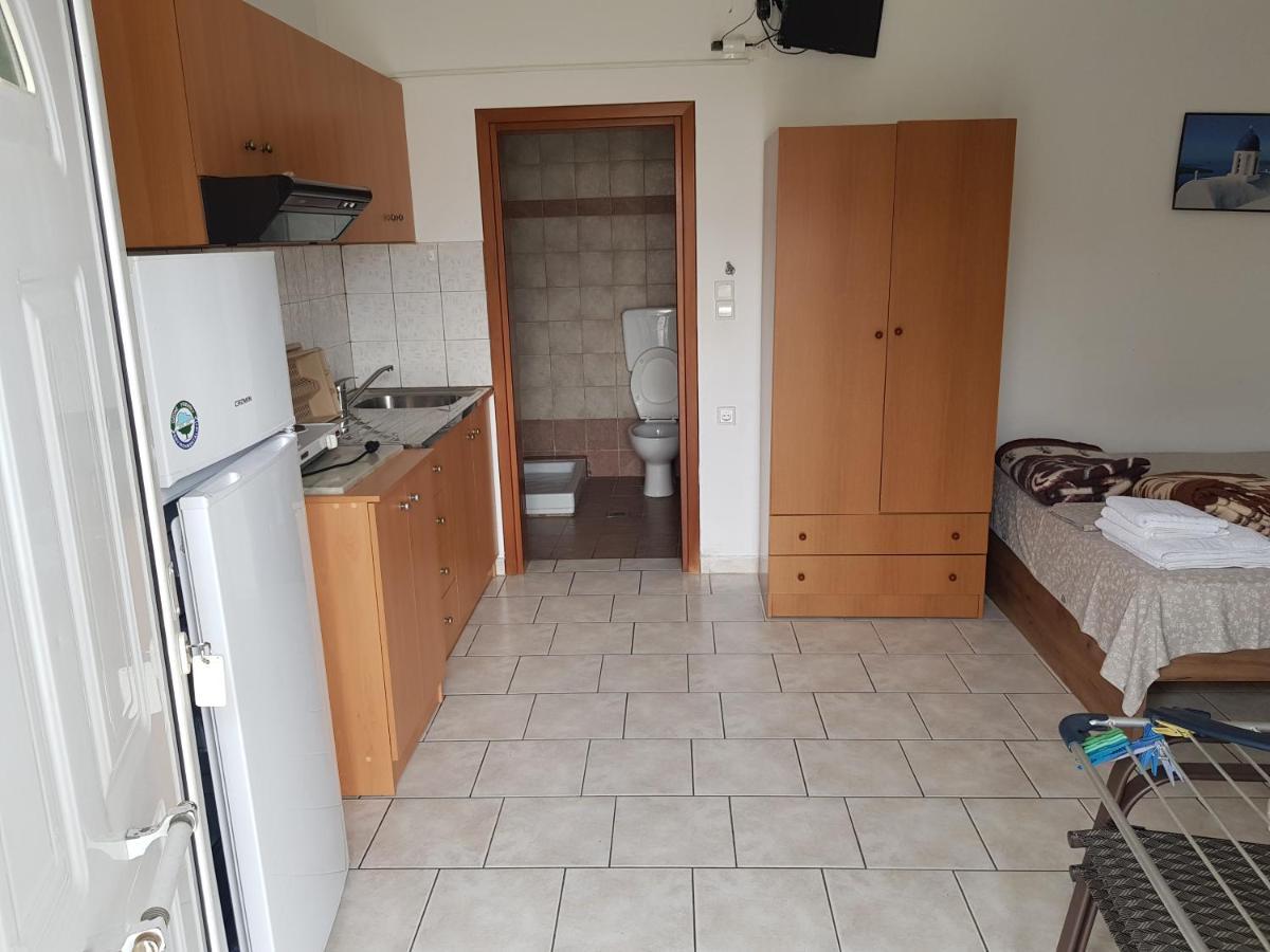 Villa Giannis Apartments Nea Vrasna Bagian luar foto